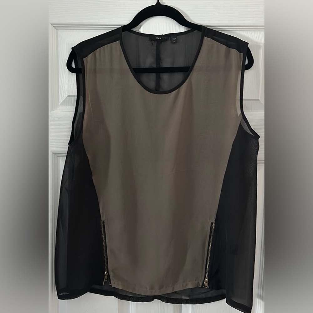 Large sheer green/black zipper sleeveless top